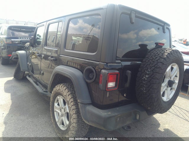 1C4HJXDG4JW239923 Jeep Wrangler Unlimited Sport S