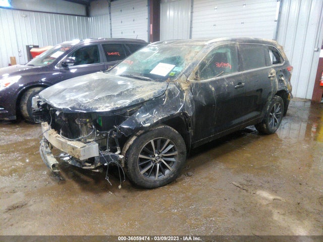 Toyota Highlander 2017 5TDJZRFH5HS477379 Image 2