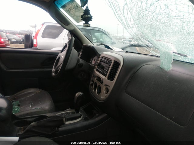 2007 FORD ESCAPE XLT VIN: 1FMCU03Z97KA59571