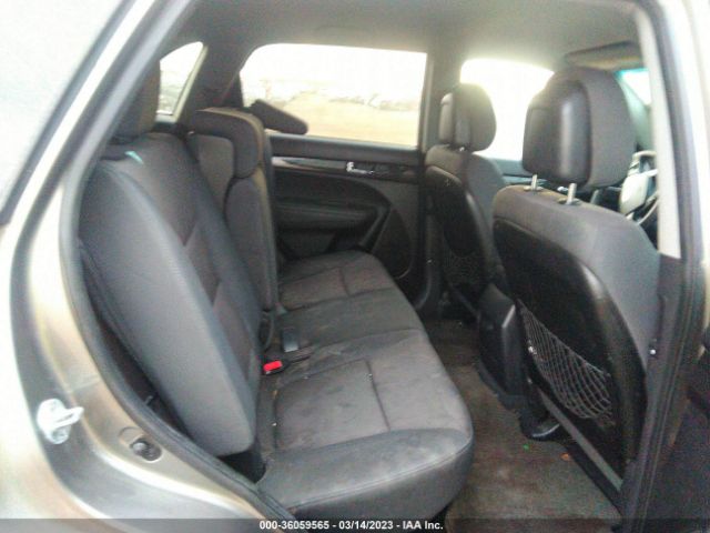 5XYKTDA29CG283083 KIA SORENTO LX
