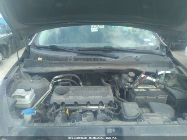KNDPCCA22B7102255 KIA Sportage Ex