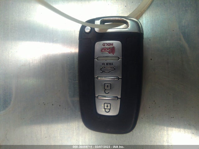 Hyundai Sonata Hybrid Limited 2014 KMHEC4A43EA111791 Image 3