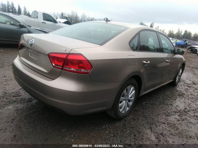 1VWAT7A3XFC101094 Volkswagen Passat 1.8t Wolfsburg Ed