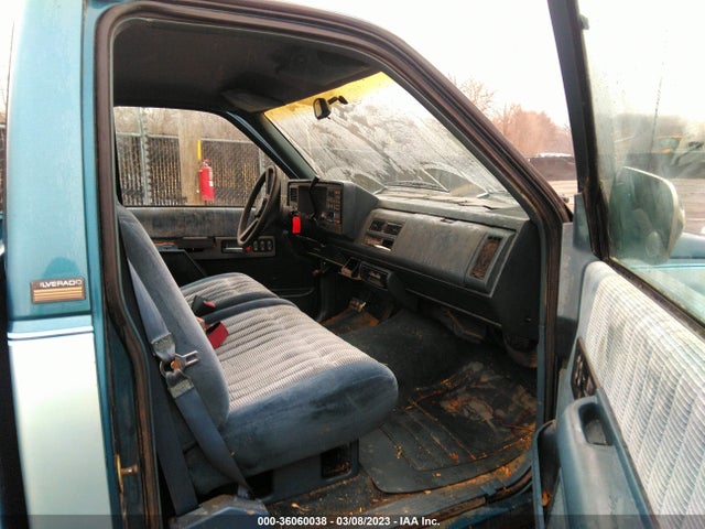 1992 CHEVROLET GMT-400 C1500 VIN: 1GCEC14K7NE121973