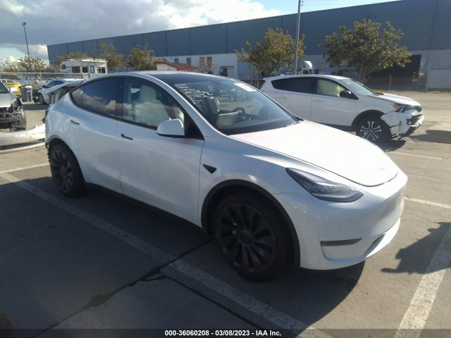 2020 Tesla Model Y, VIN: 5YJYGDEE1LF020936