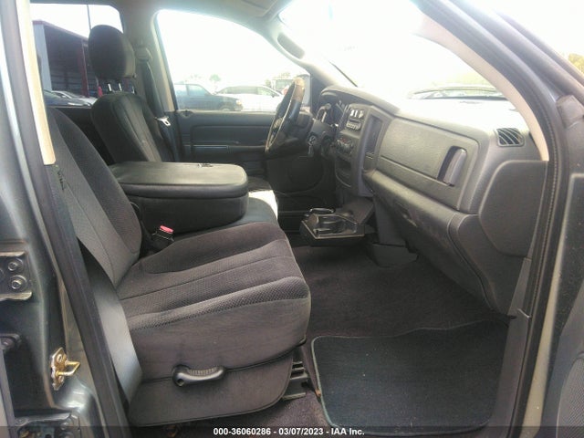 2005 DODGE RAM 1500 SLT VIN: 1D7HA18N05S355838