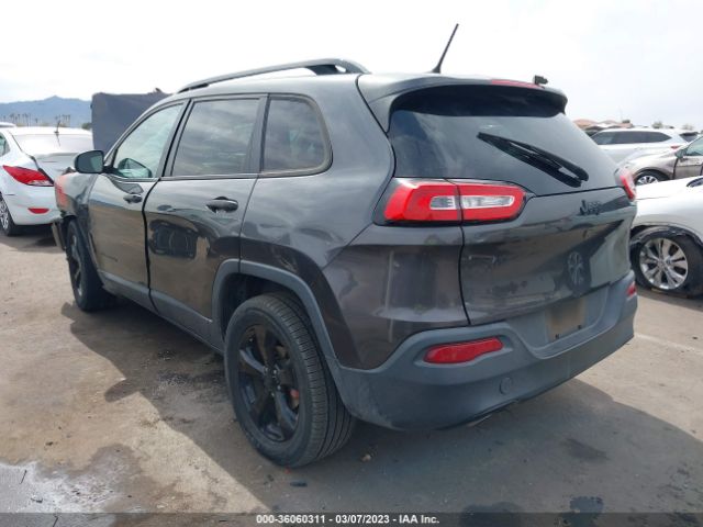 1C4PJLAB8GW336239 Jeep Cherokee Altitude