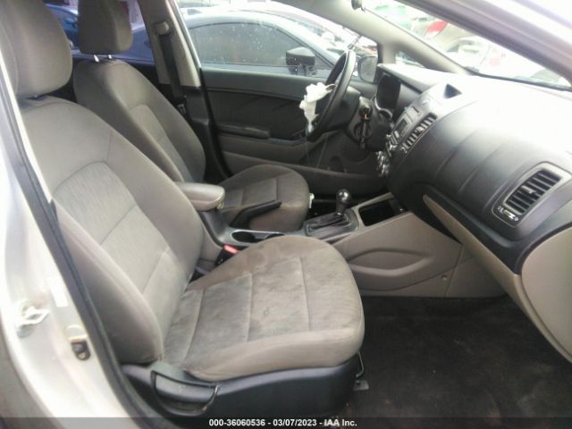 KNAFK4A63E5249446 KIA FORTE LX