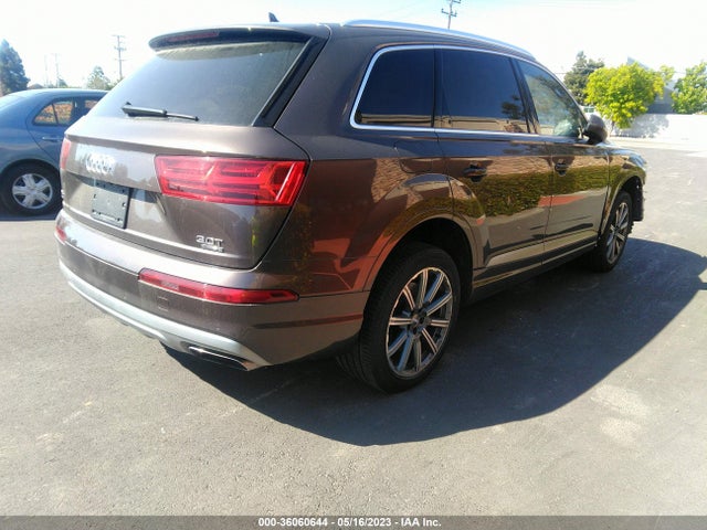 WA1LAAF76HD056463 Audi Q7 Premium Plus