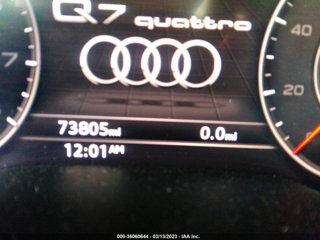WA1LAAF76HD056463 Audi Q7 Premium Plus