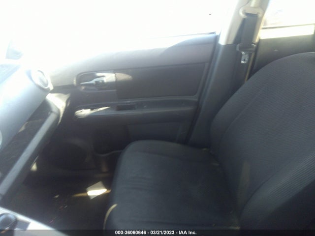 2009 SCION XB VIN: JTLKE50E191092797