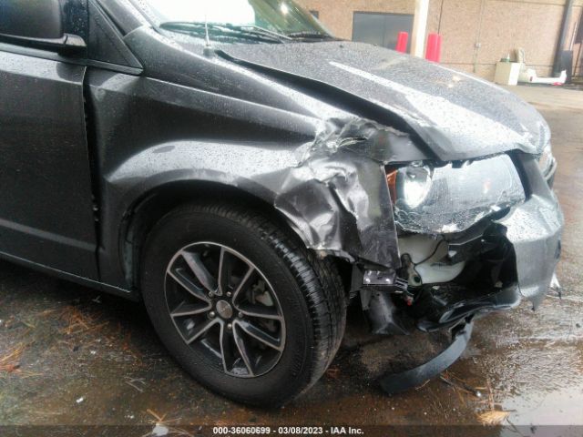 2C4RDGEG7JR203100 Dodge Grand Caravan Gt