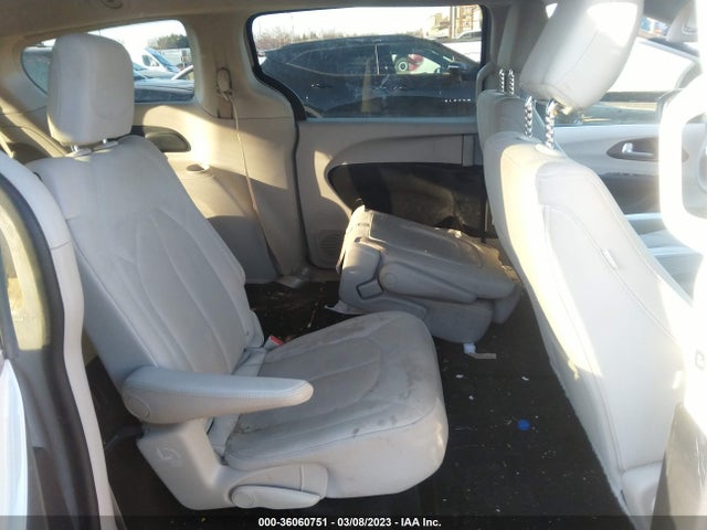 2C4RC1DG9HR578823 Chrysler Pacifica Touring