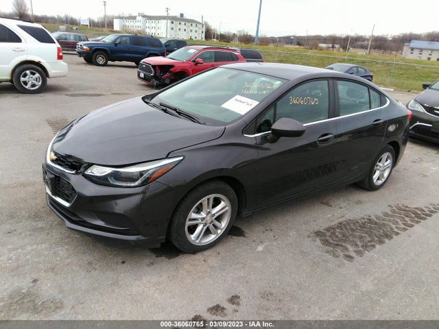 Chevrolet CRUZE LT 2017 1G1BE5SM0H7175089 Image 2