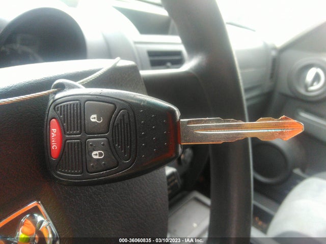 Dodge NITRO SXT 2007 1D8GU28K07W585790 Image 3