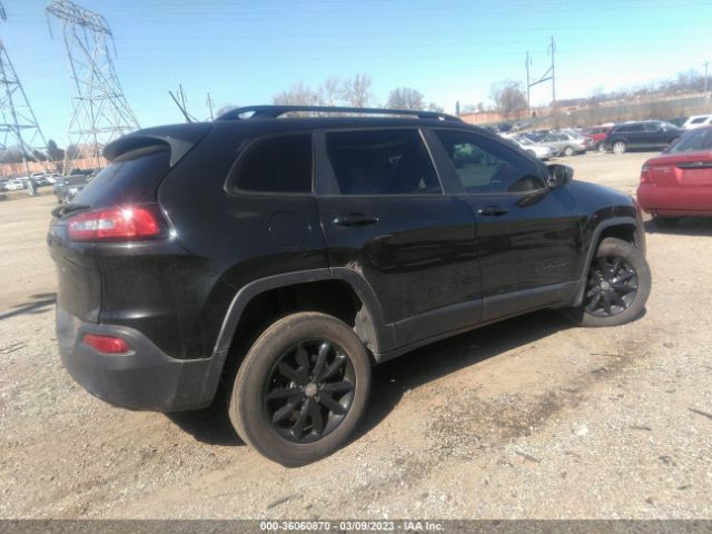 1C4PJMCS0EW301081 Jeep Cherokee Altitude