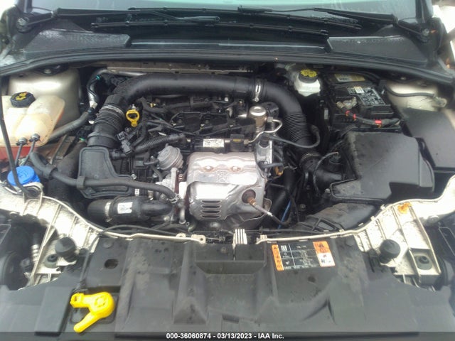2018 FORD FOCUS SE VIN: 1FADP3FE5JL200413