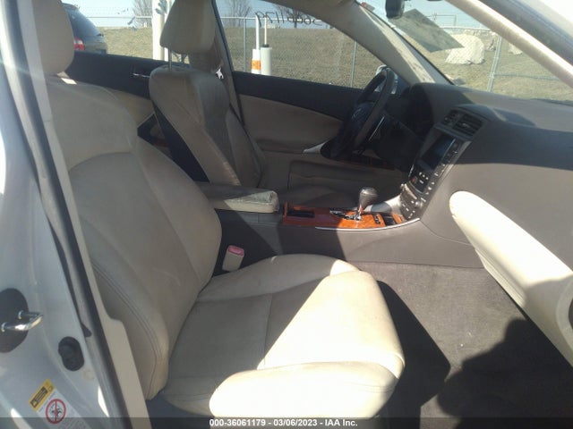 2009 LEXUS IS 250 VIN: JTHBK262695088042