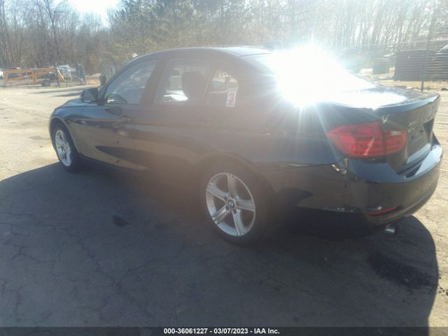 WBA3C3C59EF984280 BMW 3 Series 320i Xdrive