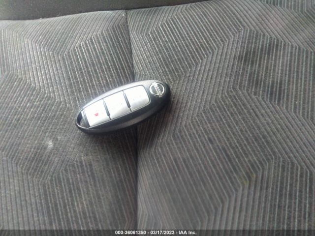 KNMAT2MV6GP623184 Nissan ROGUE SV