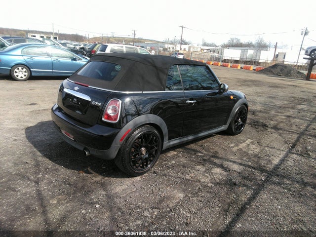 Mini COOPER CONVERTIBLE 2011 WMWZN3C58BT133475 Image 4