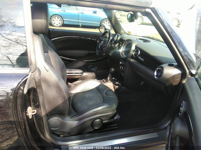 Mini COOPER CONVERTIBLE 2011 WMWZN3C58BT133475 Image 5