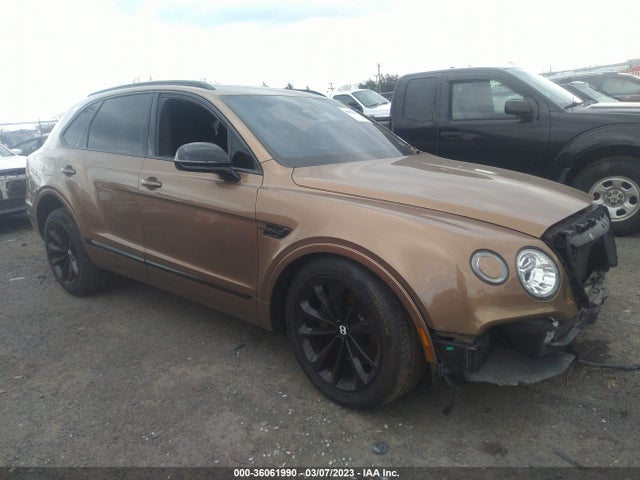2017 Bentley Bentayga, VIN: SJAAC2ZV7HC013071
