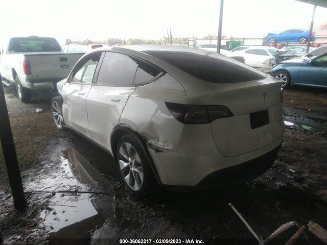 Tesla Model Y Long Range 2021 5YJYGDEE3MF255565 Image 4