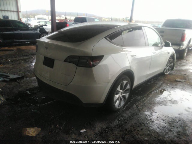Tesla Model Y Long Range 2021 5YJYGDEE3MF255565 Image 5