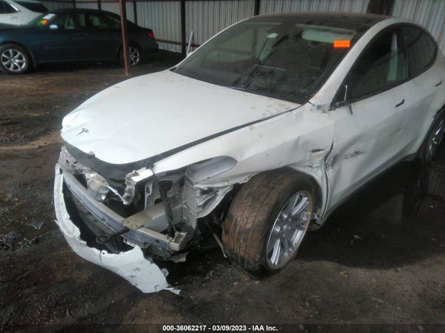 Tesla Model Y Long Range 2021 5YJYGDEE3MF255565 Image 7