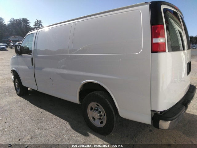 Chevrolet EXPRESS CARGO VAN 2019 1GCWGAFP0K1199144 Image 4