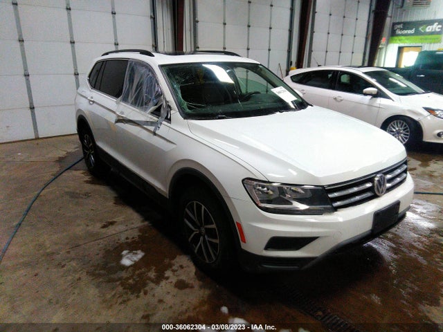 2019 VOLKSWAGEN TIGUAN SE/SEL/SEL R-LINE VIN: 3VV2B7AX7KM059457