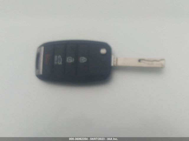 5XXGT4L32KG376039 KIA Optima Lx