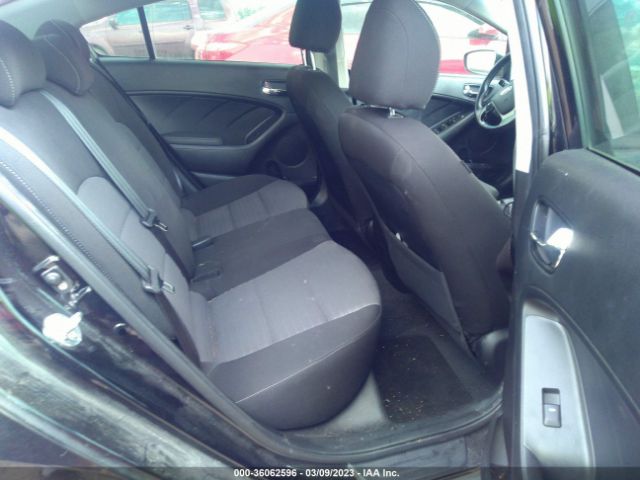 3KPFL4A78JE279419 KIA FORTE S