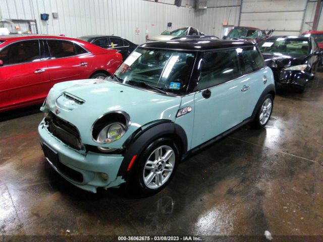 2011 MINI COOPER S WMWSV3C58BTY15144 Photo 1