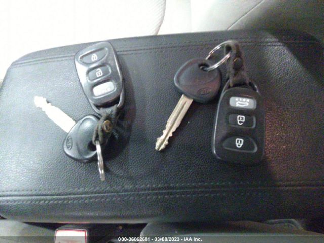 KNAFU4A2XA5068717 KIA FORTE EX