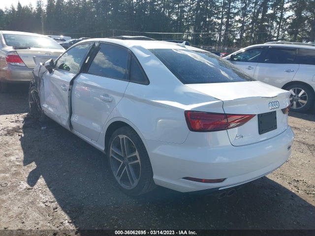 WAUAUGFF3H1046566 Audi A3 Sedan Premium