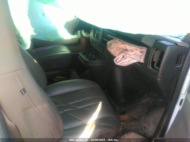 Chevrolet EXPRESS CARGO VAN 2020 1GCWGAFG9L1126999 Image 5