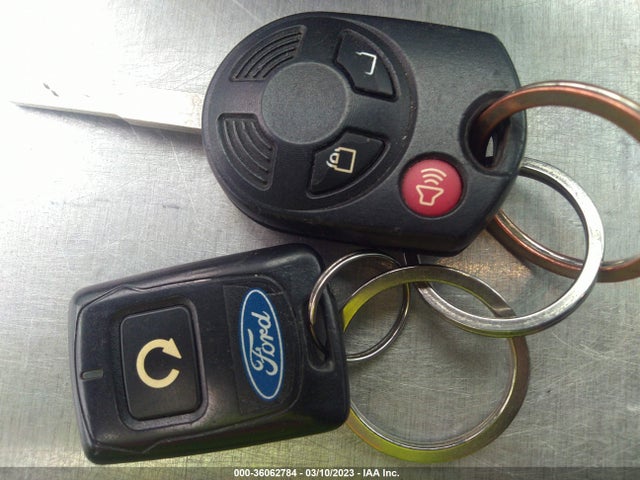 Ford ESCAPE SE 2018 1FMCU0GDXJUA54227 Image 3