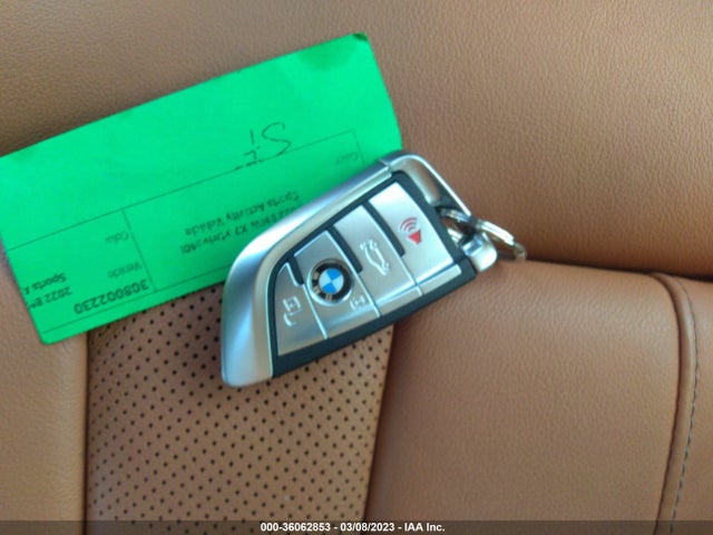 2022 BMW X7, VIN: 5UXCW2C07N9M19547