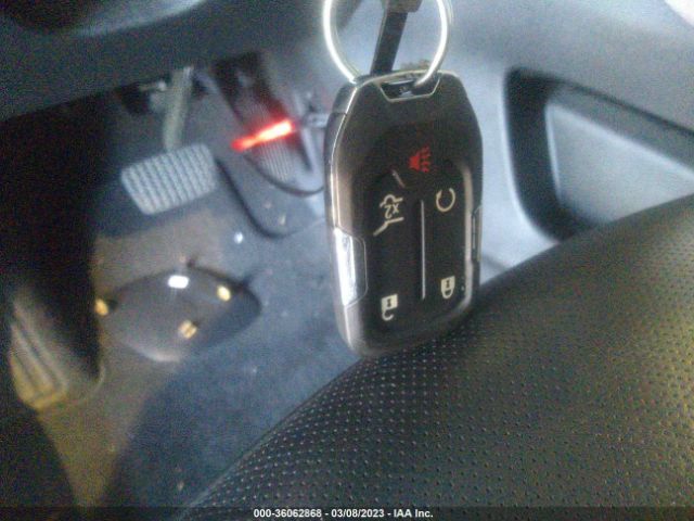 3GKALVEX3KL220631 GMC Terrain Slt