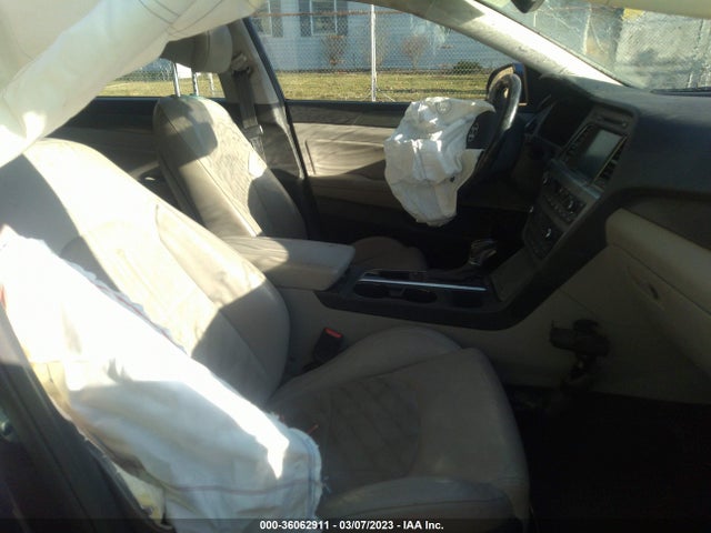 2015 HYUNDAI SONATA 2.4L SPORT VIN: 5NPE34AF4FH088912