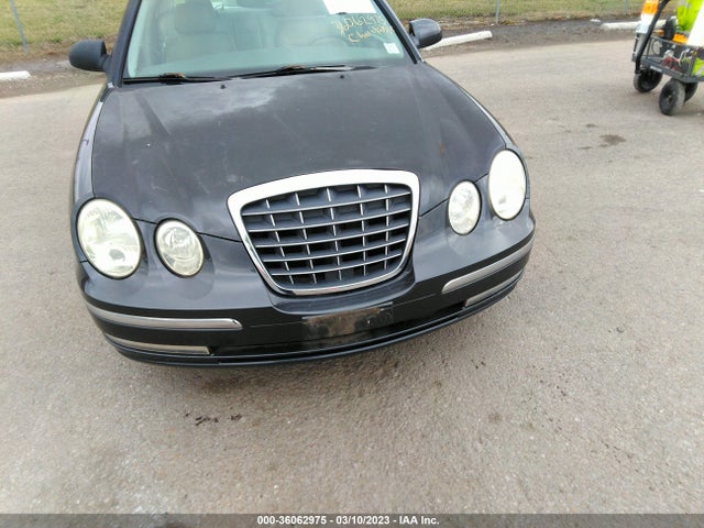 2005 KIA AMANTI VIN: KNALD124355081669