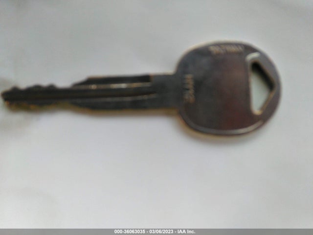 2001 KIA OPTIMA LX/SE VIN: KNAGD124715098311