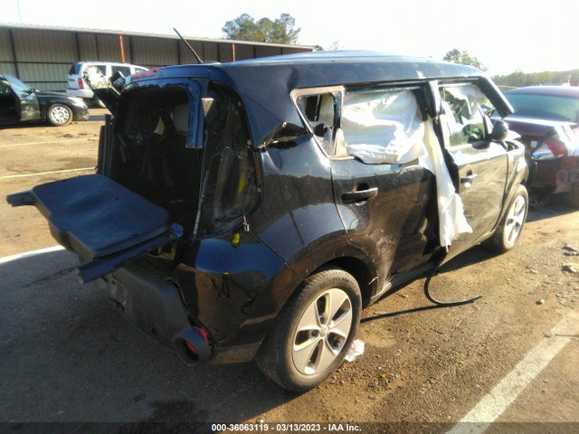 KIA Soul Base 2015 KNDJN2A26F7204710 Image 4