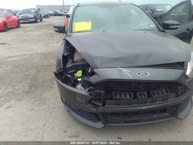 2018 FORD FOCUS ST VIN: 1FADP3L97JL222579