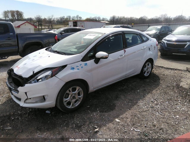 Ford FIESTA SE 2015 3FADP4BJ0FM199475 Image 2