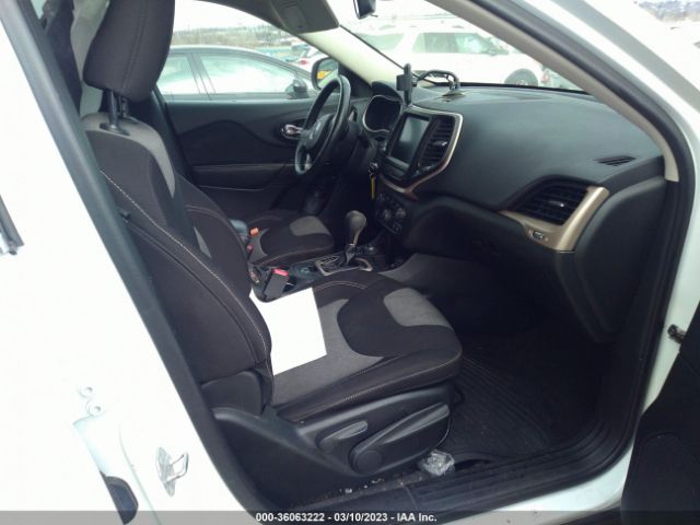 1C4PJMCB0EW223255 Jeep Cherokee Latitude