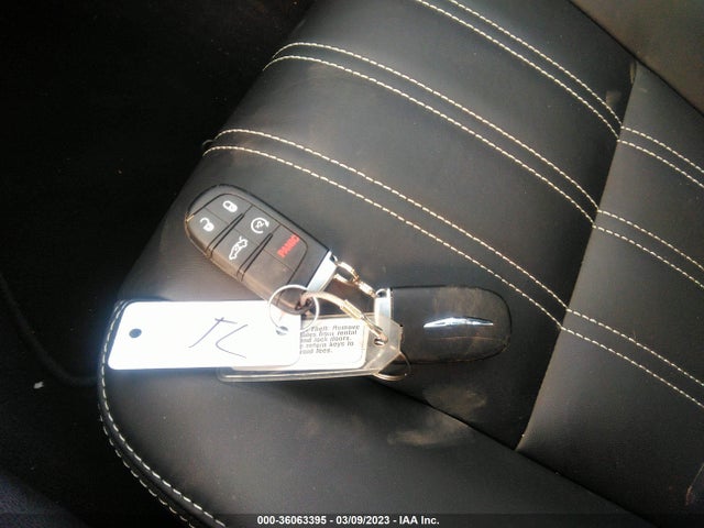 2022 Chrysler 300, VIN: 2C3CCABG5NH236428