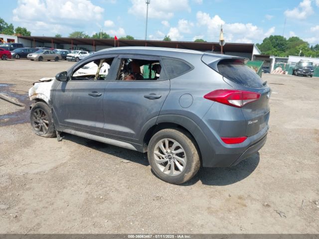 2017 HYUNDAI TUCSON KM8J3CA4XHU258248 Photo 2